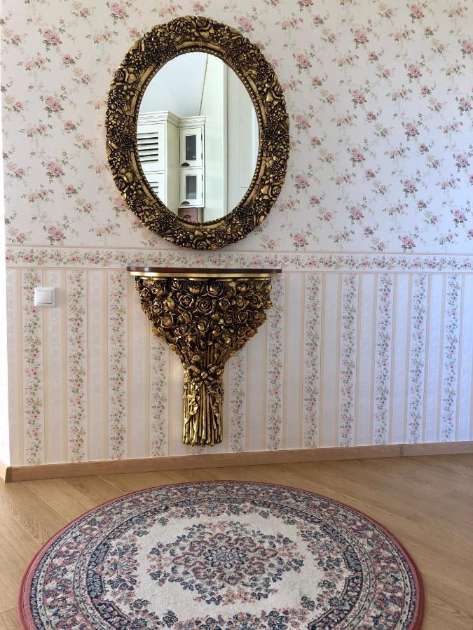 Luxury Penthouse With A Lavish Spa And 2 En-Suite Bedrooms バンスコ エクステリア 写真