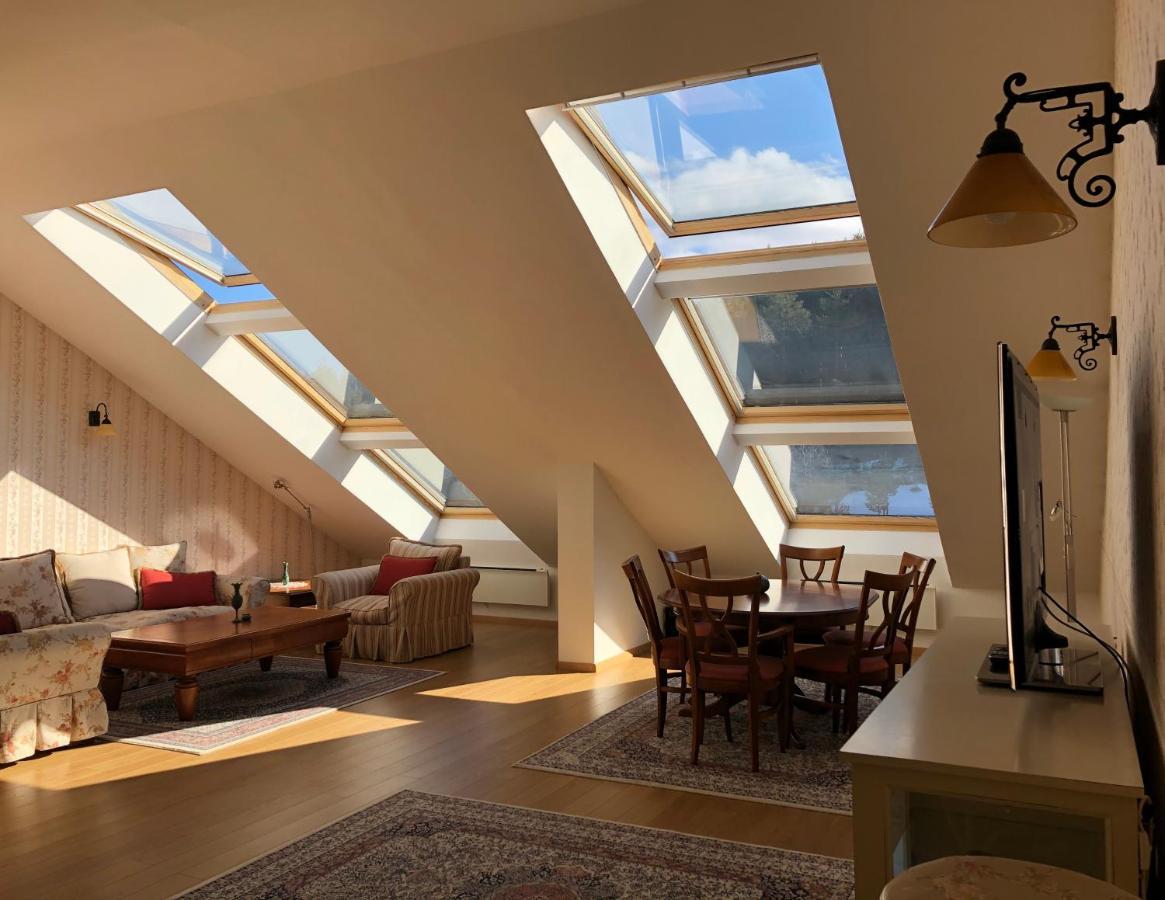 Luxury Penthouse With A Lavish Spa And 2 En-Suite Bedrooms バンスコ エクステリア 写真