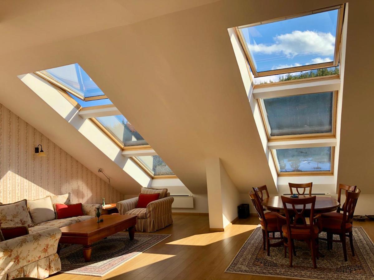 Luxury Penthouse With A Lavish Spa And 2 En-Suite Bedrooms バンスコ エクステリア 写真