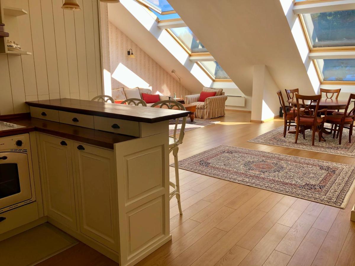 Luxury Penthouse With A Lavish Spa And 2 En-Suite Bedrooms バンスコ エクステリア 写真