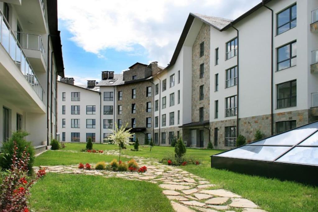 Luxury Penthouse With A Lavish Spa And 2 En-Suite Bedrooms バンスコ エクステリア 写真