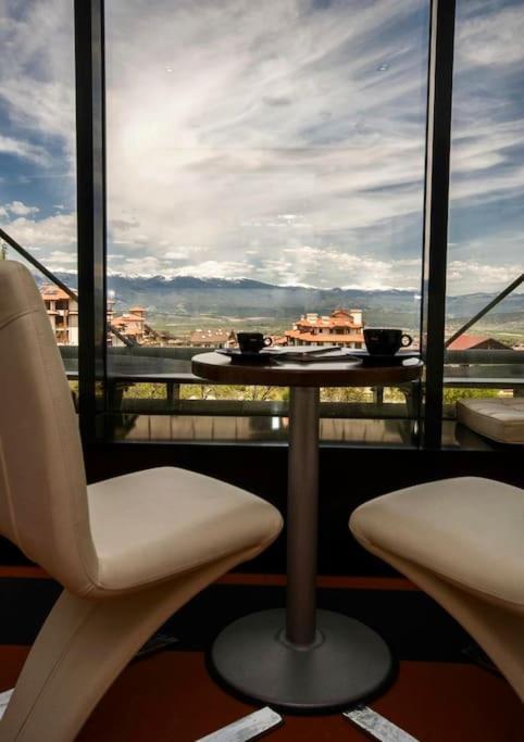 Luxury Penthouse With A Lavish Spa And 2 En-Suite Bedrooms バンスコ エクステリア 写真